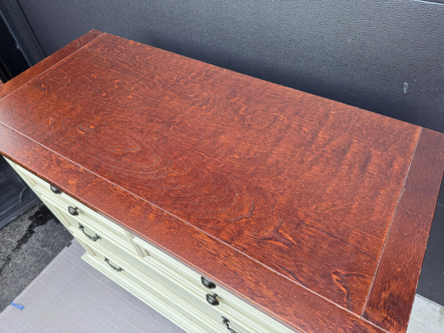 3-Drawer Dresser | Canadian Made in Dressers & Wardrobes in Oakville / Halton Region - Image 3