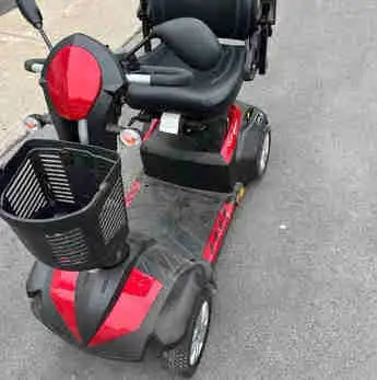 No delivery, brand new and new battery