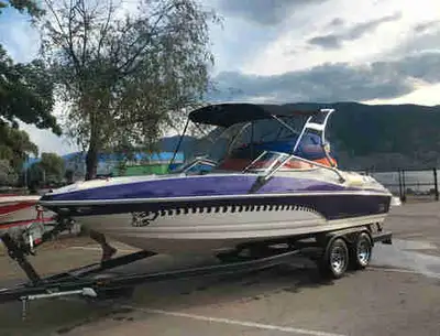2008 senza 226 Larson 24’ ski/tube speed boat . This boat is so much fun and room for all ! Lots of...