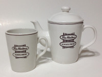 Tim Hortons Teapot & Matching Coffee / Tea Mug
