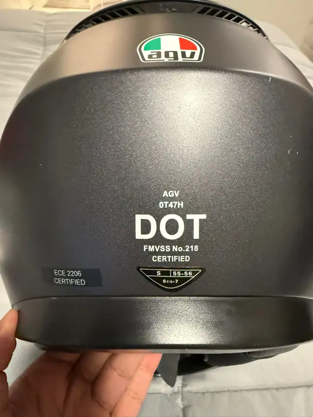 AGV K3 Motorcycle Helmet Size Small in Motorcycle Parts & Accessories in Mississauga / Peel Region - Image 3