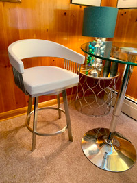 Swivel Counter Stool, Bar Stool $150