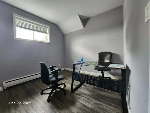 OMVIC Approved office space with 3 parking for lease in Commercial & Office Space for Rent in Oshawa / Durham Region - Image 7