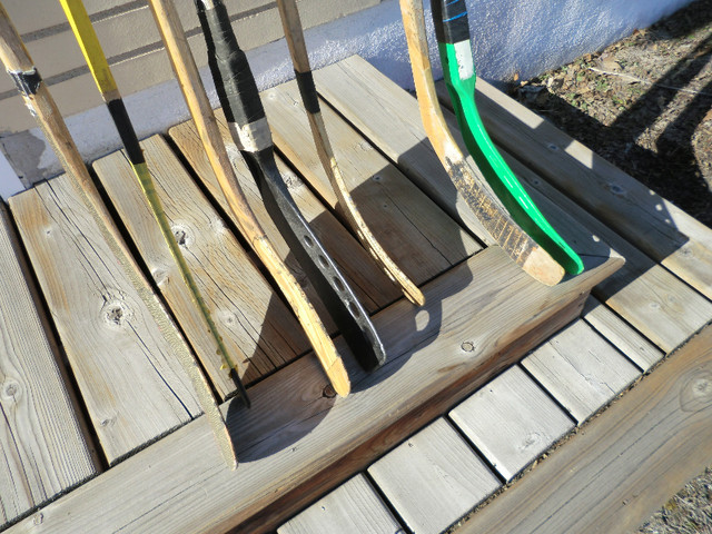 Bâtons de hockey dans Hockey  à Shawinigan - Image 2