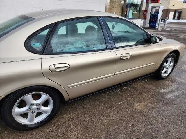 2001 ford Taurus 498589183834204163