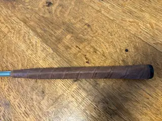 ACUSHNET BULLSEYE 35A PUTTER, View more