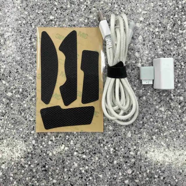 Razer Deathadder V3 Pro in Mice, Keyboards & Webcams in City of Toronto - Image 4