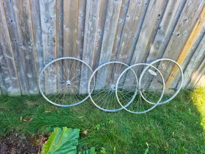 Hybrid 700c front bicycle wheels, View more