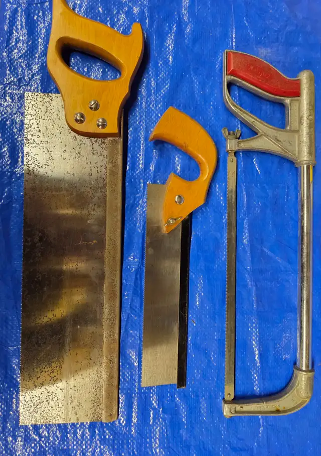 Saws (3)64700583006849120