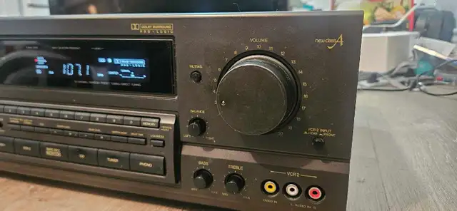 Technics SA-GX650 Vintage Stereo Receiver in Stereo Systems & Home Theatre in City of Toronto - Image 3
