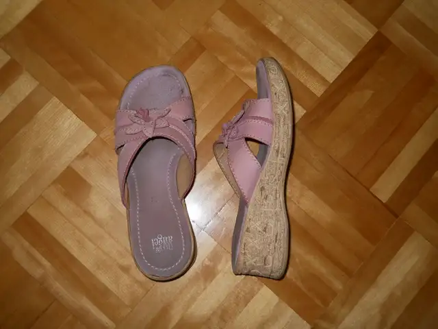 Sandales et souliers d'été in Kids & Youth in Longueuil / South Shore - Image 7
