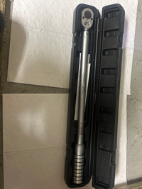 1/2 inch drive click type torque wrench