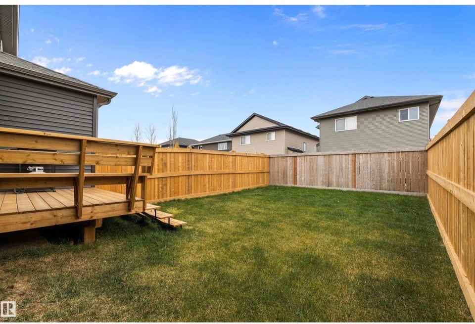 Room for rent in West end Edmonton 3