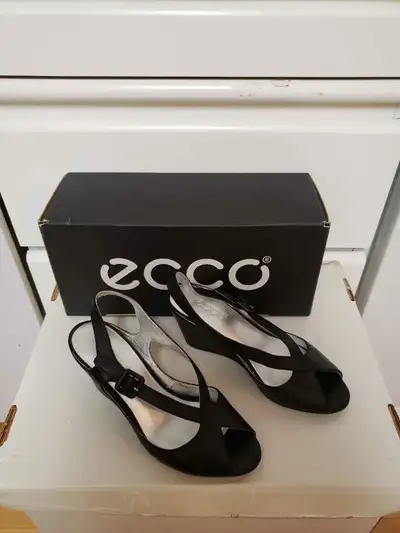 ECCO Women's Black Leather Wedge Sandals - Size EU 36, View more