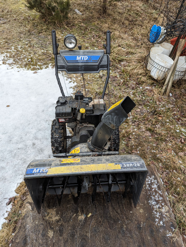 MTD 10.5 HP snowblower 29 inch in Snowblowers in City of Halifax