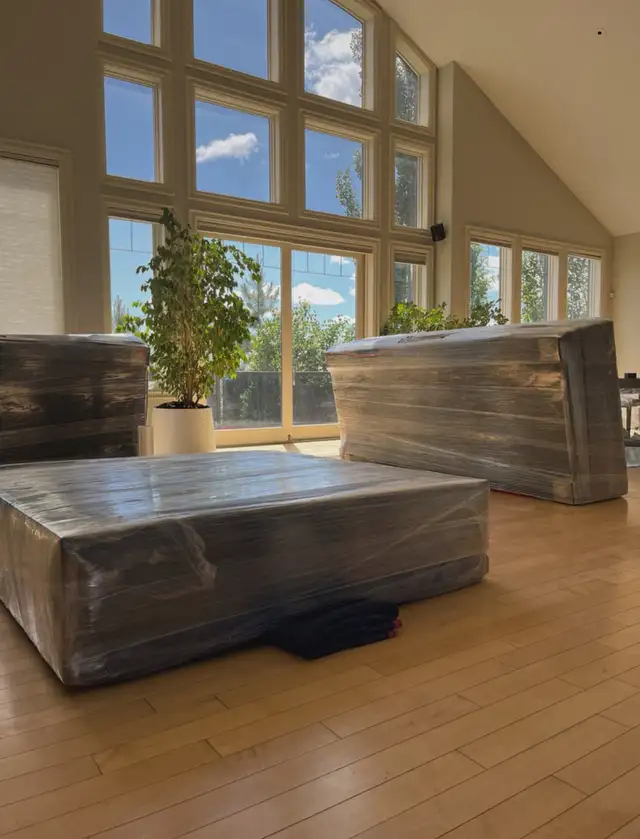 Super strong movers here Call or text (902) 908-533263235385553281123