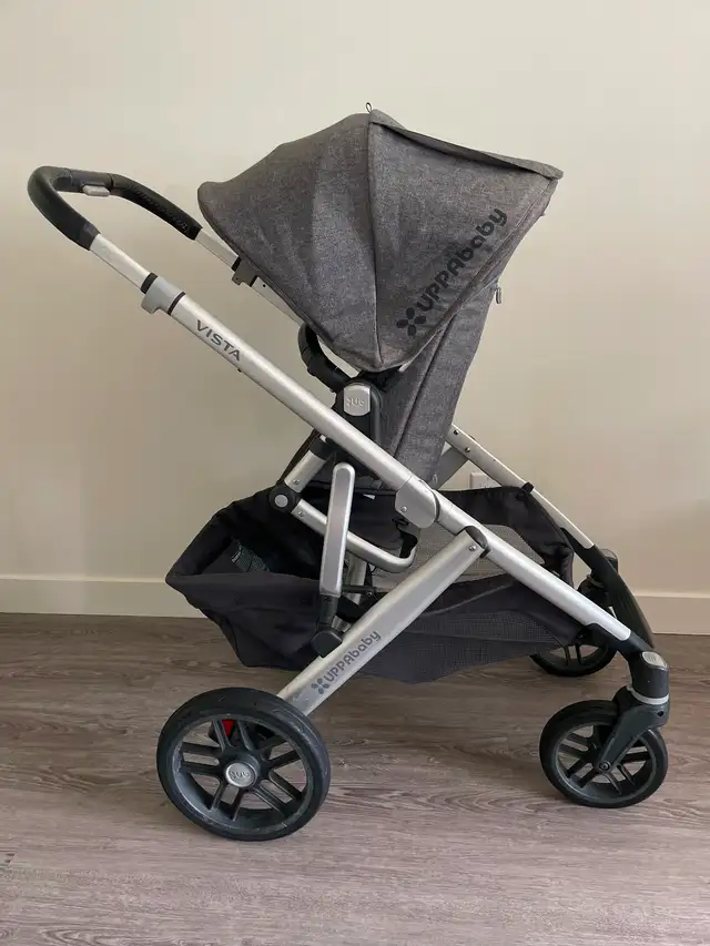 Uppababy Vista with Toddler Seat and Bassinet in Strollers, Carriers & Car Seats in Edmonton - Image 6