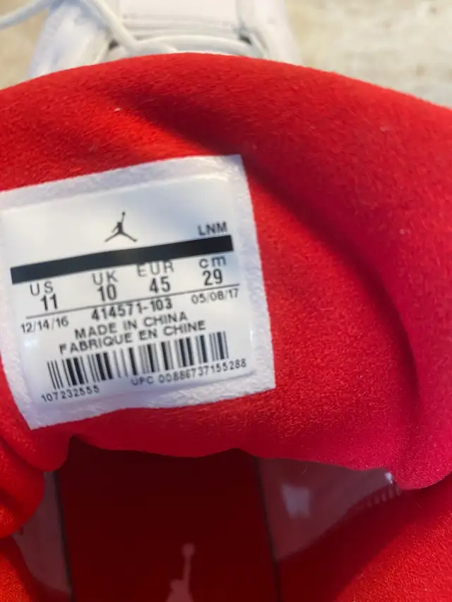 Air Jordan Retro 13 “Alternate History of Flight” *Worn Once in Men's Shoes in Markham / York Region - Image 9