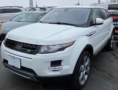 2015 Land Rover Range Rover Evoque PREMIUM 4x4 5-Door Automatic Moonroof Stylish 2015 Land Rover Ran...