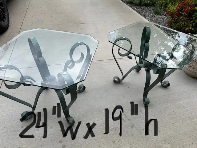 2 GLASS END TABLES628643651415051212