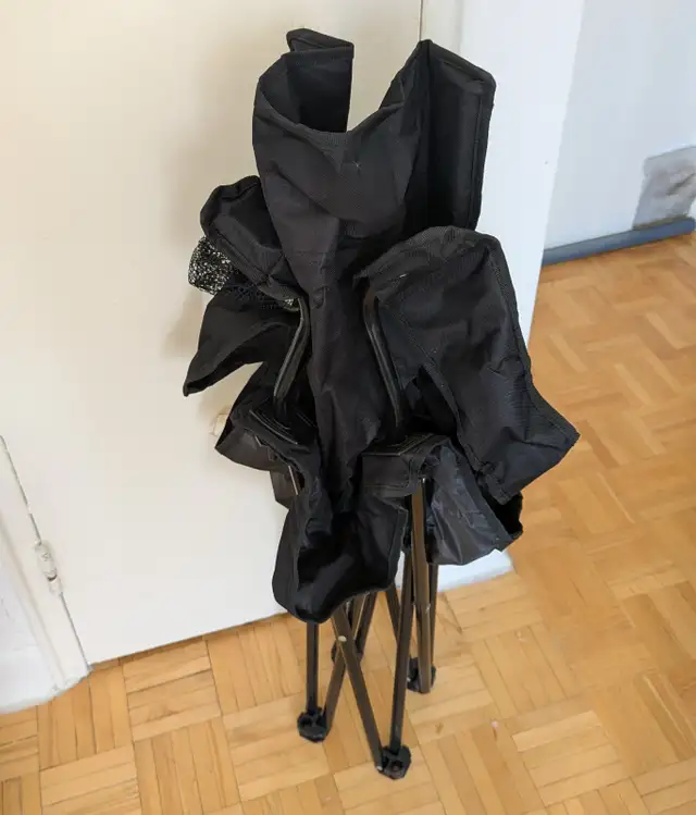 Lightweight Folding Camping, Garden, Balcony Chair with Cup Hold in Patio & Garden Furniture in City of Toronto - Image 4