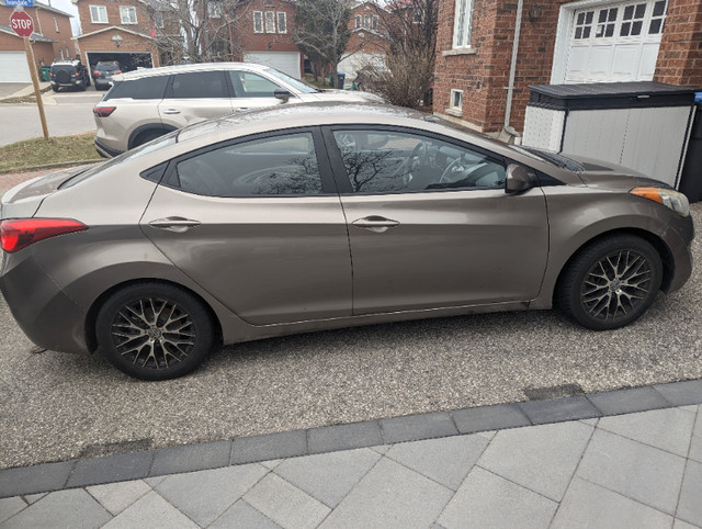 2010 Hyundai Elantra in Cars & Trucks in Mississauga / Peel Region - Image 2