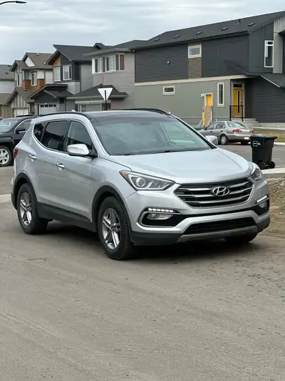 2017 Hyundai Santa Fe AWD Fully Loaded Sport Active status Runs and drives great No mechanical probl...