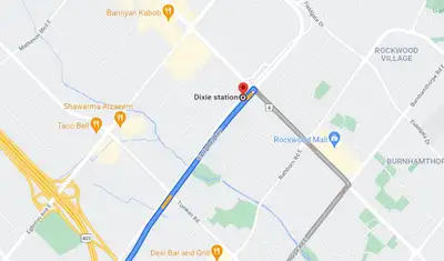 Two private rooms in Mississauga (one with 1/2 washroom)