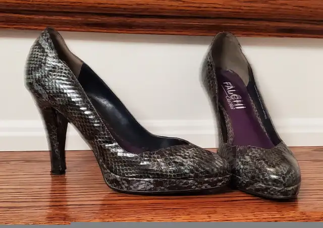 Women's/ Ladies Heels Shoes in Women's - Shoes in Oshawa / Durham Region - Image 5