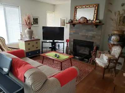 I'm offering a furnished room in my house available near Jubilee Hospital in the center of Victoria...