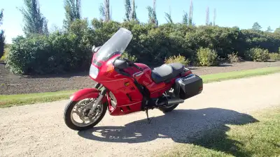 91 Kawasaki zg1000 Concours 1000cc engine runs well removable hard side bags 100hp shaft drive newer...