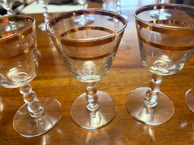 Wine Glasses 65596947394433123