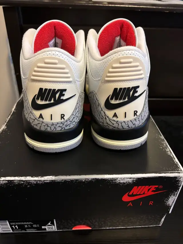 Jordan 3 White Cement Reimagined size 11 in Men's Shoes in City of Toronto - Image 4