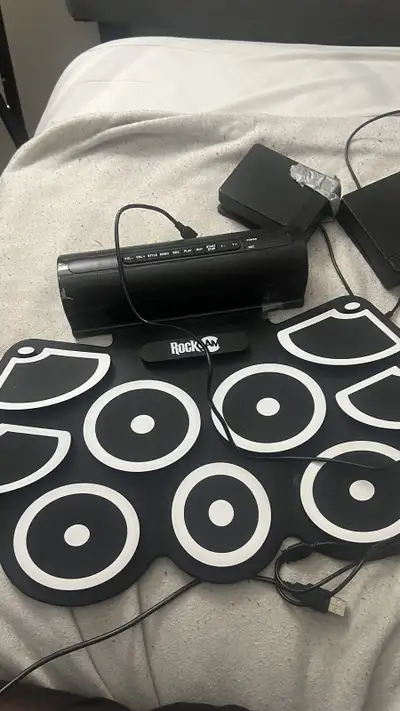 E-Drum set (Broken power input doesn’t work needs repair)), View more