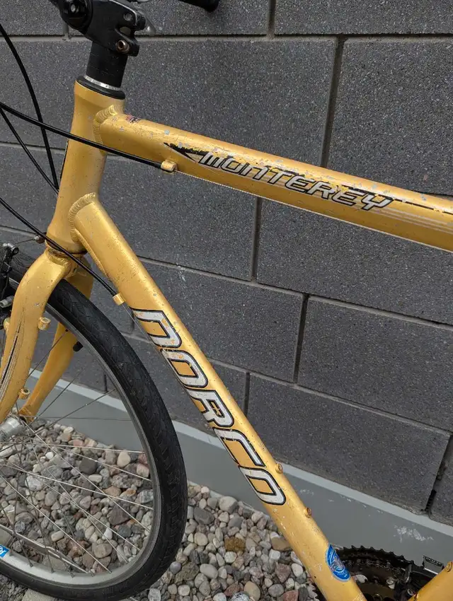 Norco Monterey XL aluminum hybrid - 700c, 24 speed - tuned up in Cruiser, Commuter & Hybrid in City of Montréal - Image 10