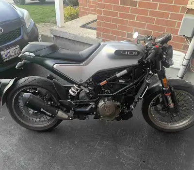 2021 Husqvarna Vitpilen 401 – Cafe Racer ***More pictures coming soon**** Clean, aggressive, and tur...