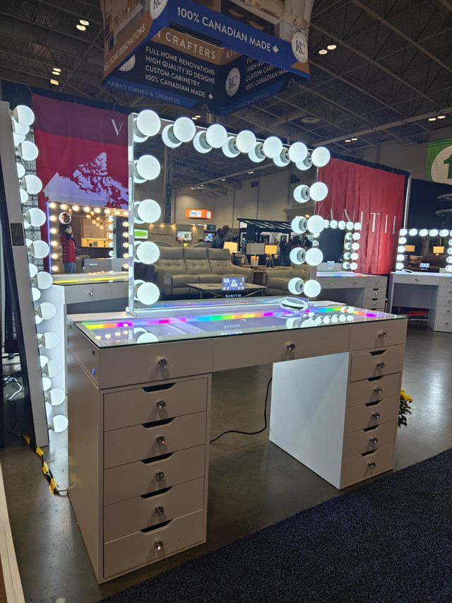 Bedroom vanity with led lights / Vanity Mirrors / Vanity Drawers in Dressers & Wardrobes in City of Toronto