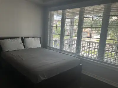 Room Available in a 4-Bedroom House – Half Moon Bay, Barrhaven