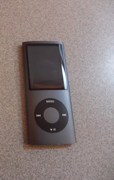 IPod  8GB, View more