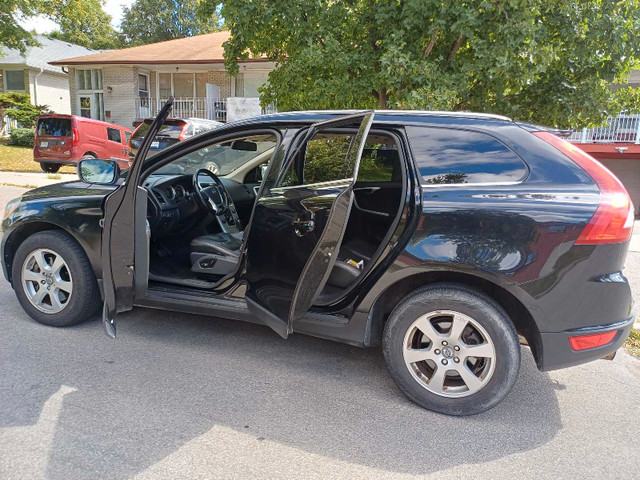 Awd 2012 Volvo XC60 190km in Cars & Trucks in City of Toronto - Image 3