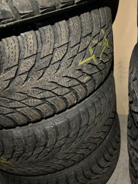 225/50/17 Nokian Snow Tires # 401