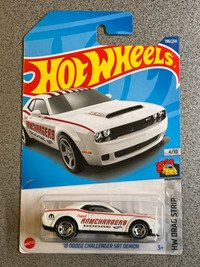 Hot wheels 18 Dodge Challenger SRT demon white 