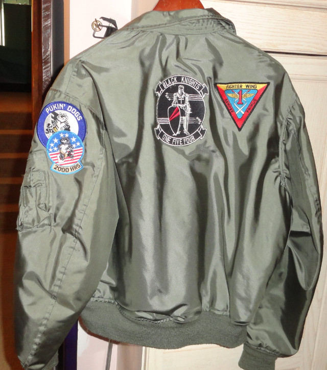 US Navy Patched Flight Jacket F14 Tomcat Squadron Patches XL in Arts & Collectibles in Kawartha Lakes - Image 3