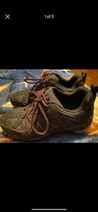 Merrill Womens hiking shoes size 8