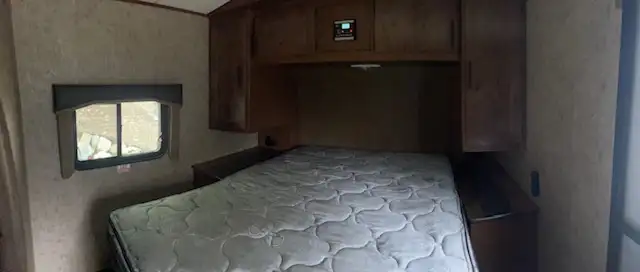 4 Season Outdoors RV with lots of accessories in Travel Trailers & Campers in Kamloops - Image 8