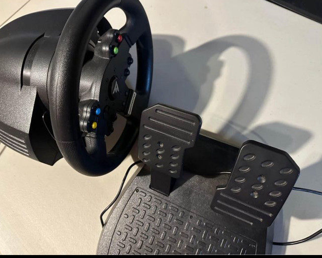 Thrustmaster TMX Racing Wheel (Xbox, PS, PC) in XBOX One in Markham / York Region - Image 2