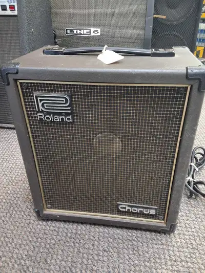 Roland Cube-60   Chorus Guitar Amp, View more