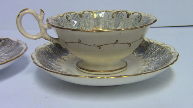 Antique Coalport Cup and Saucers in Arts & Collectibles in City of Toronto - Image 3