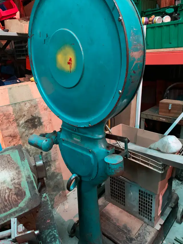 Toledo Platform scale, in Other in Trenton - Image 2