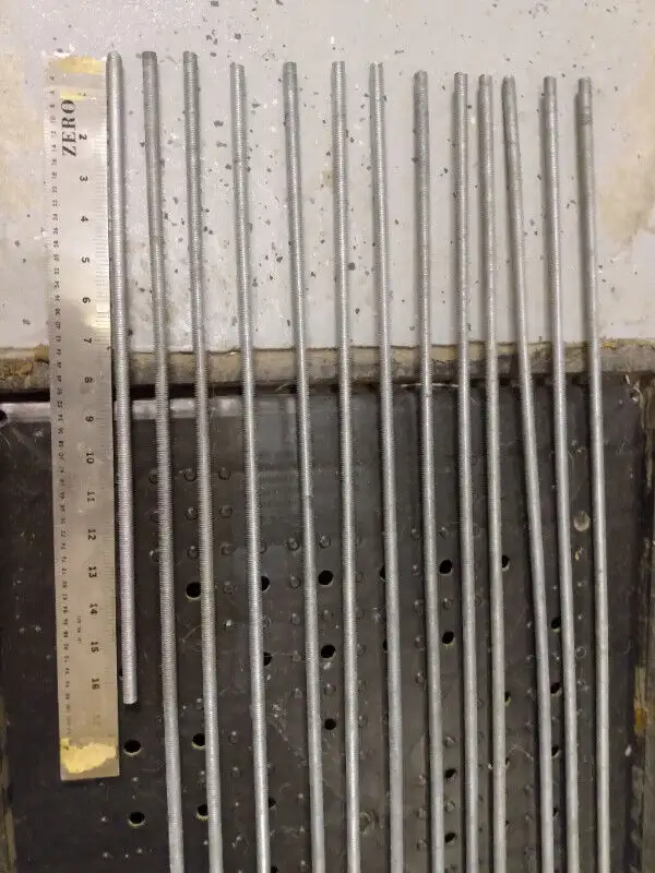 Tiges filetées 3/8''-16 x 36'' à 72'' (acier + Zn) Threaded rods in Other in Laval / North Shore - Image 2
